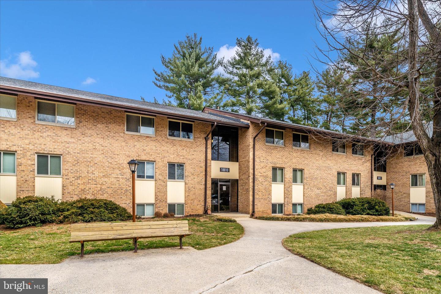 18810 Walkers Choice Road #unit 1, Gaithersburg