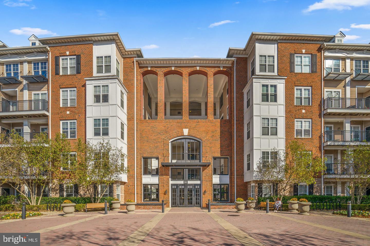501 Hungerford Drive #338, Rockville
