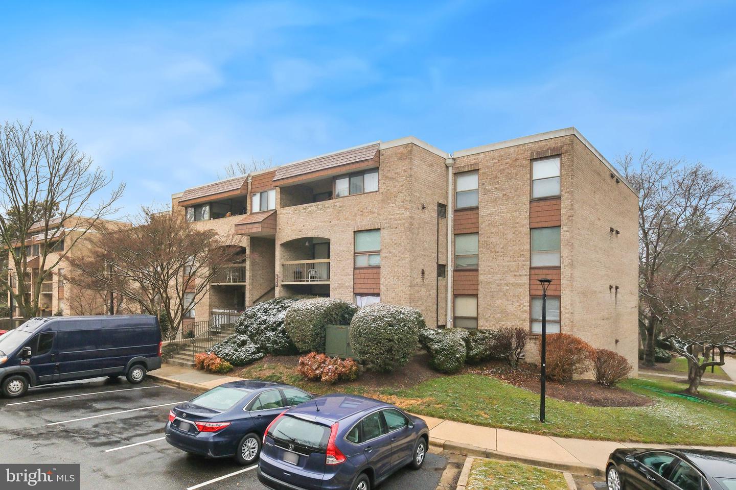 411 Christopher Avenue #33, Gaithersburg