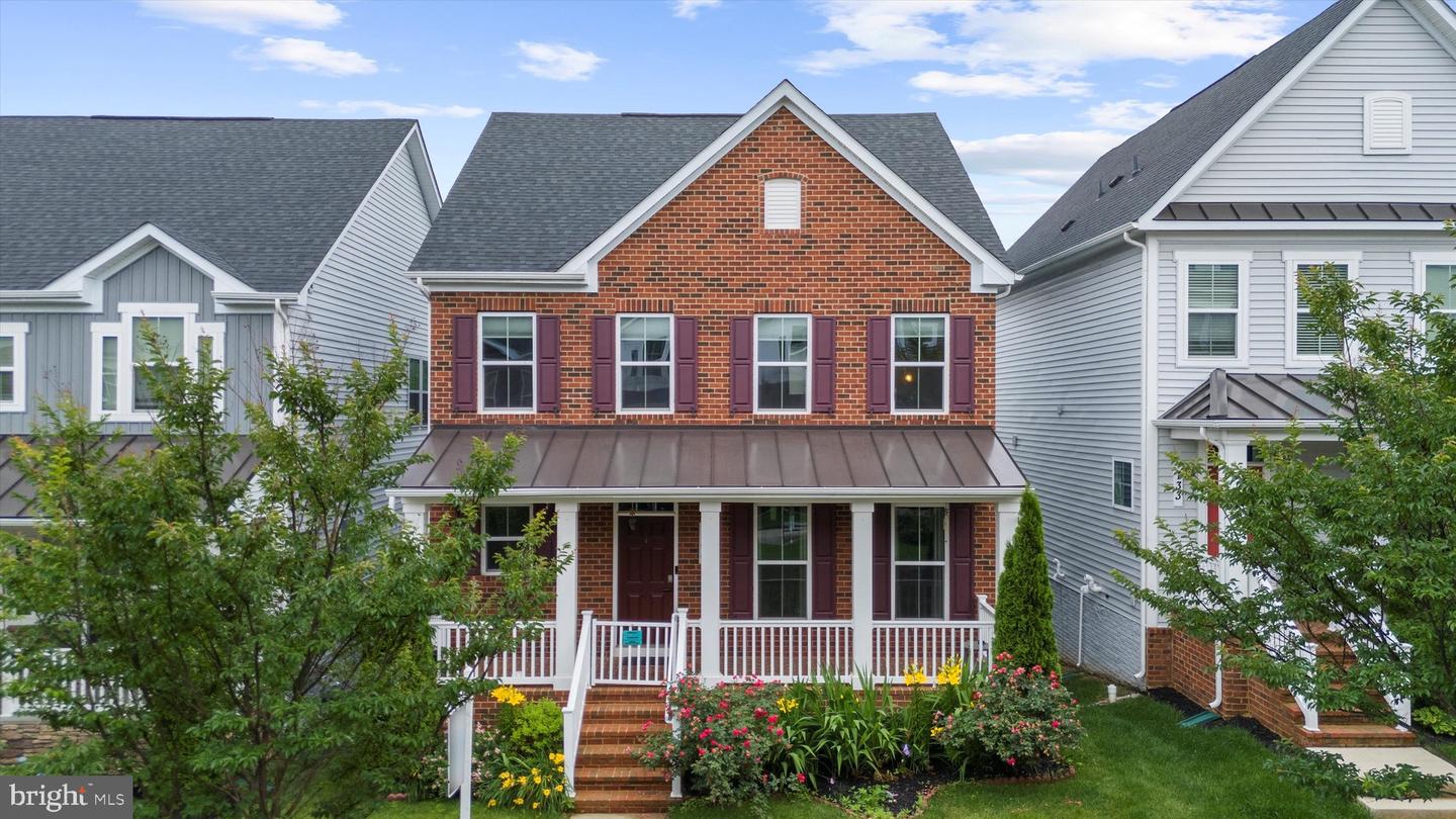 135 Limpkin Avenue, Clarksburg