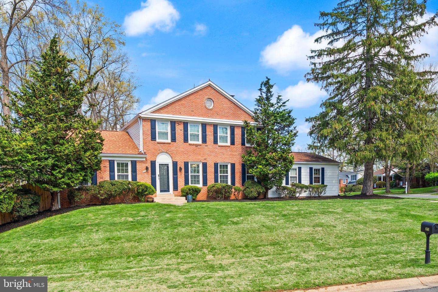8501 Aqueduct Road, Potomac