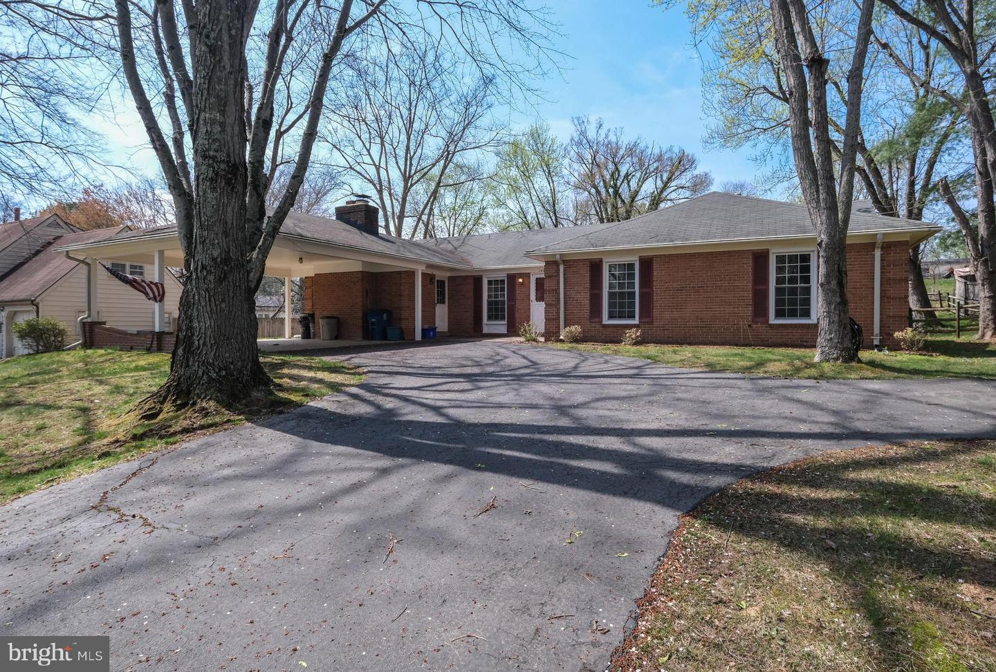 14212 Rippling Brook Drive, Silver Spring