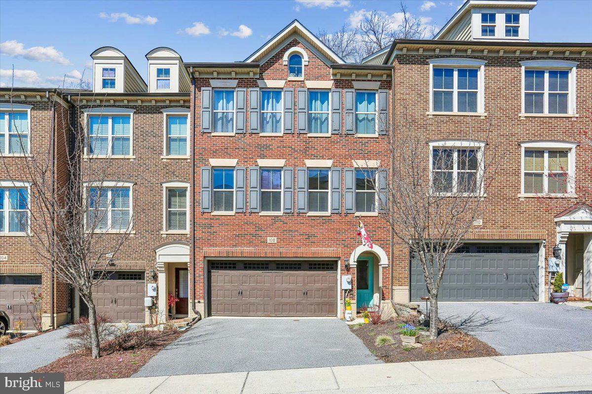108 Samuel Manor Court, North Potomac
