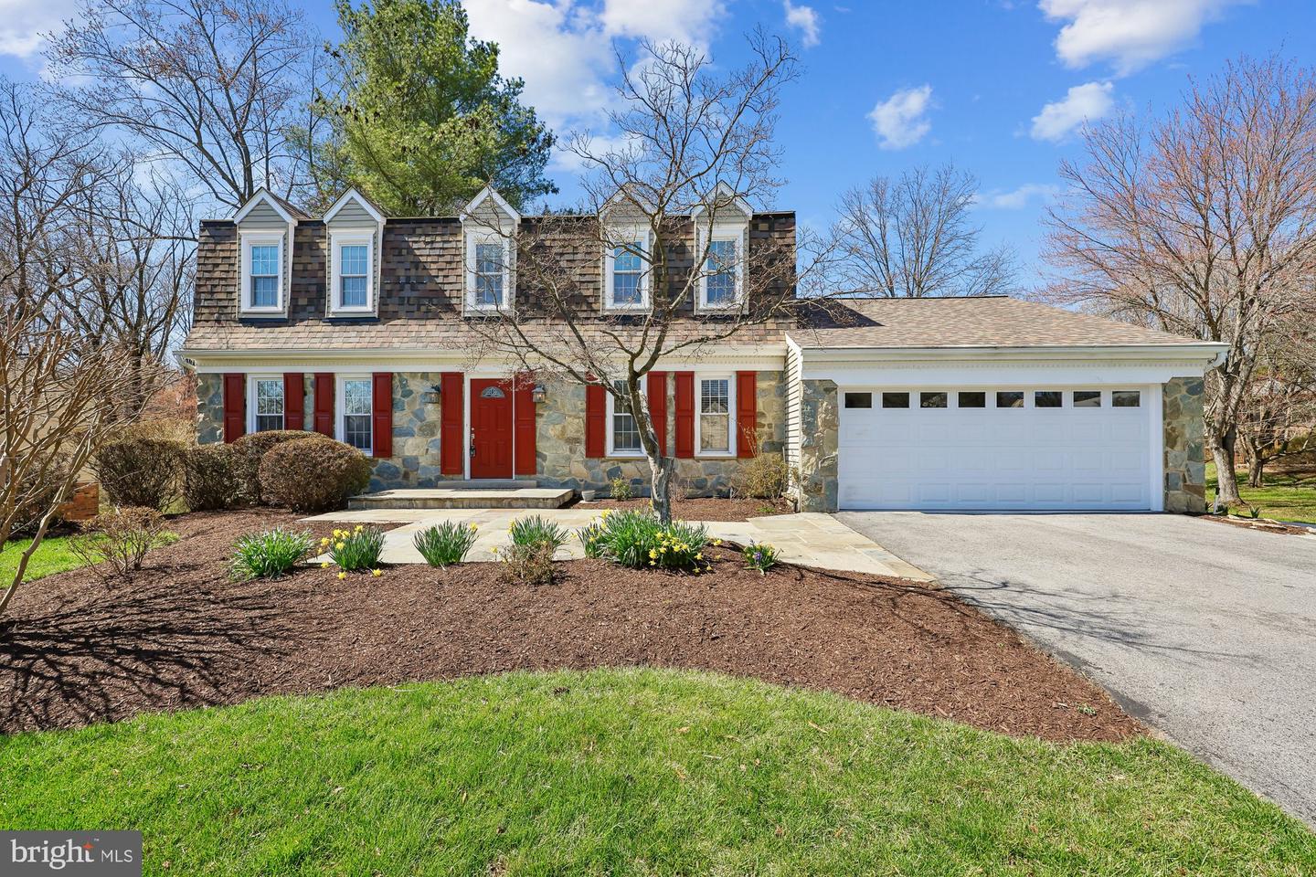 18 Kaywood Court, Silver Spring