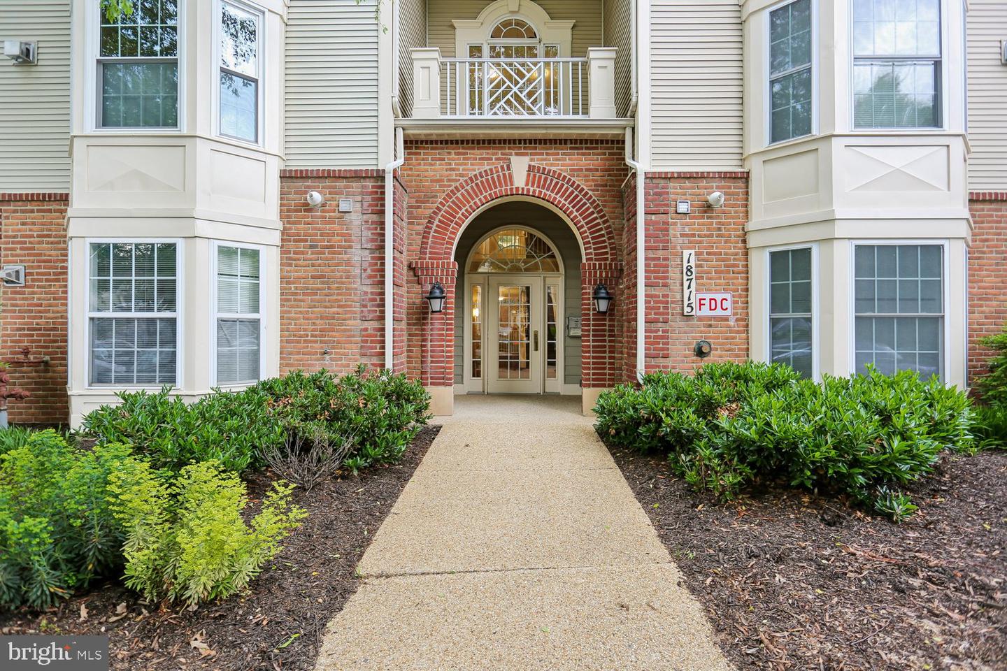 18715 Sparkling Water Drive #9-202, Germantown