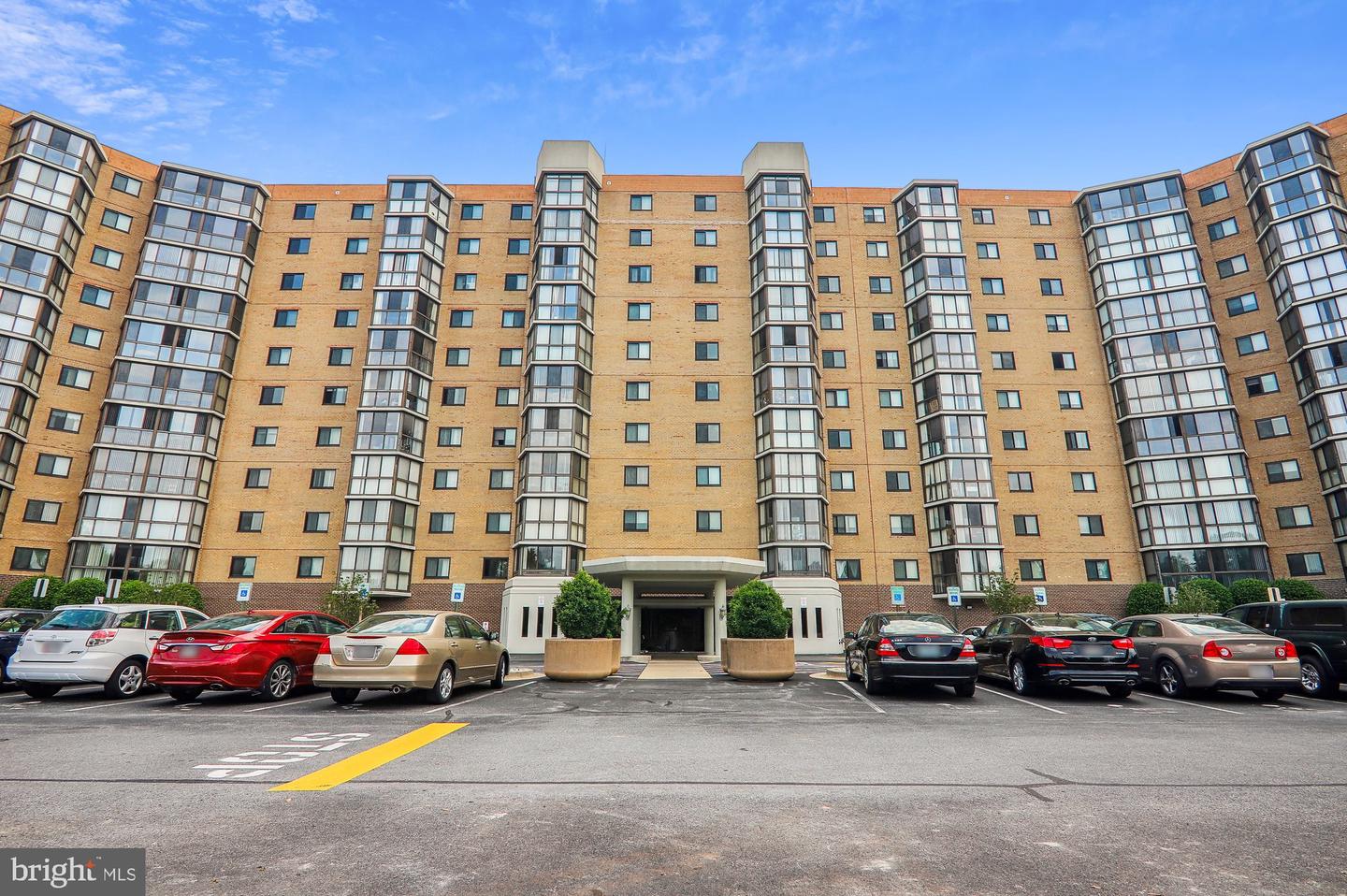 3330 N Leisure World Boulevard #5-807, Silver Spring