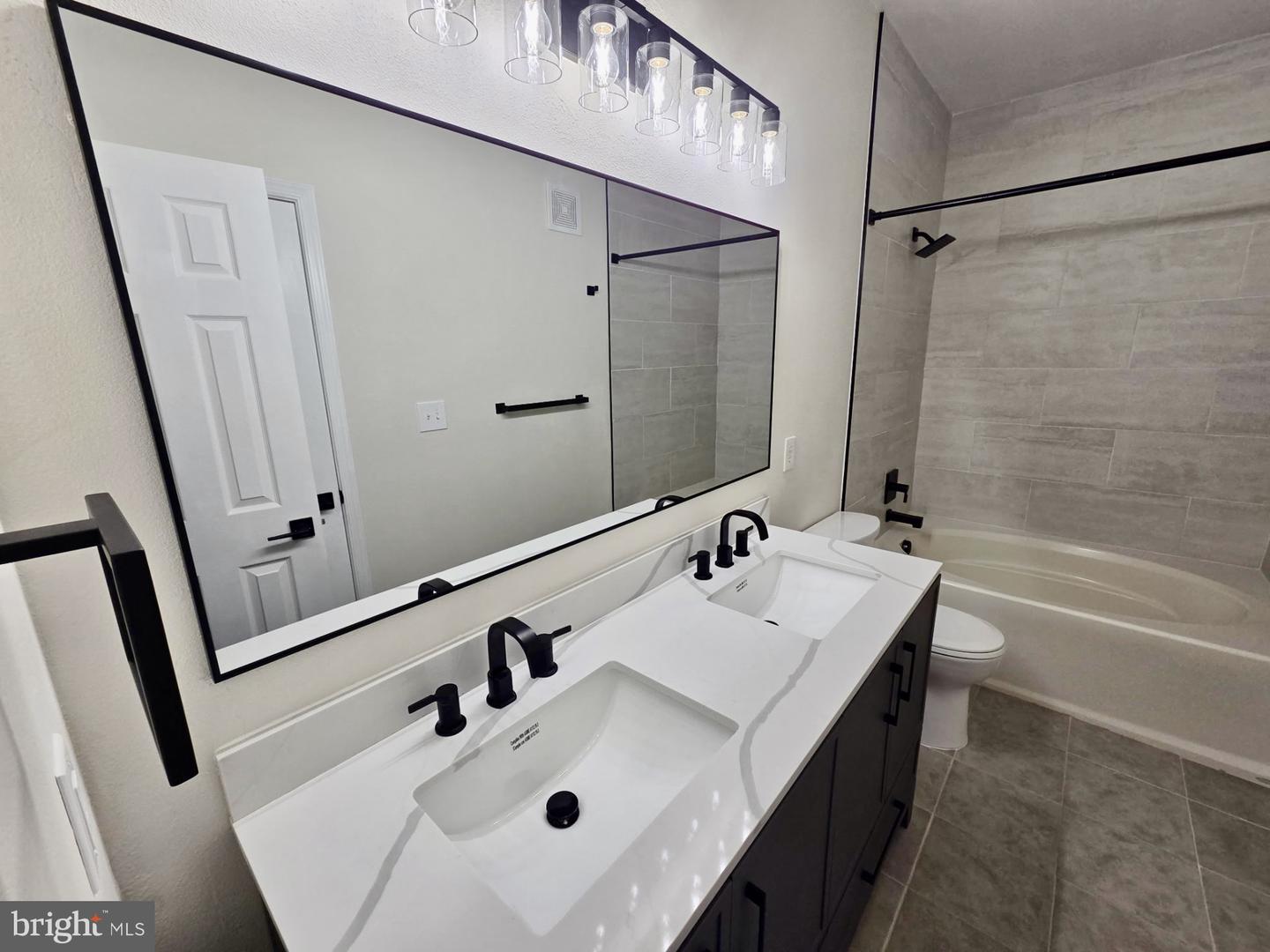 13504 Derry Glen Court #201, Germantown