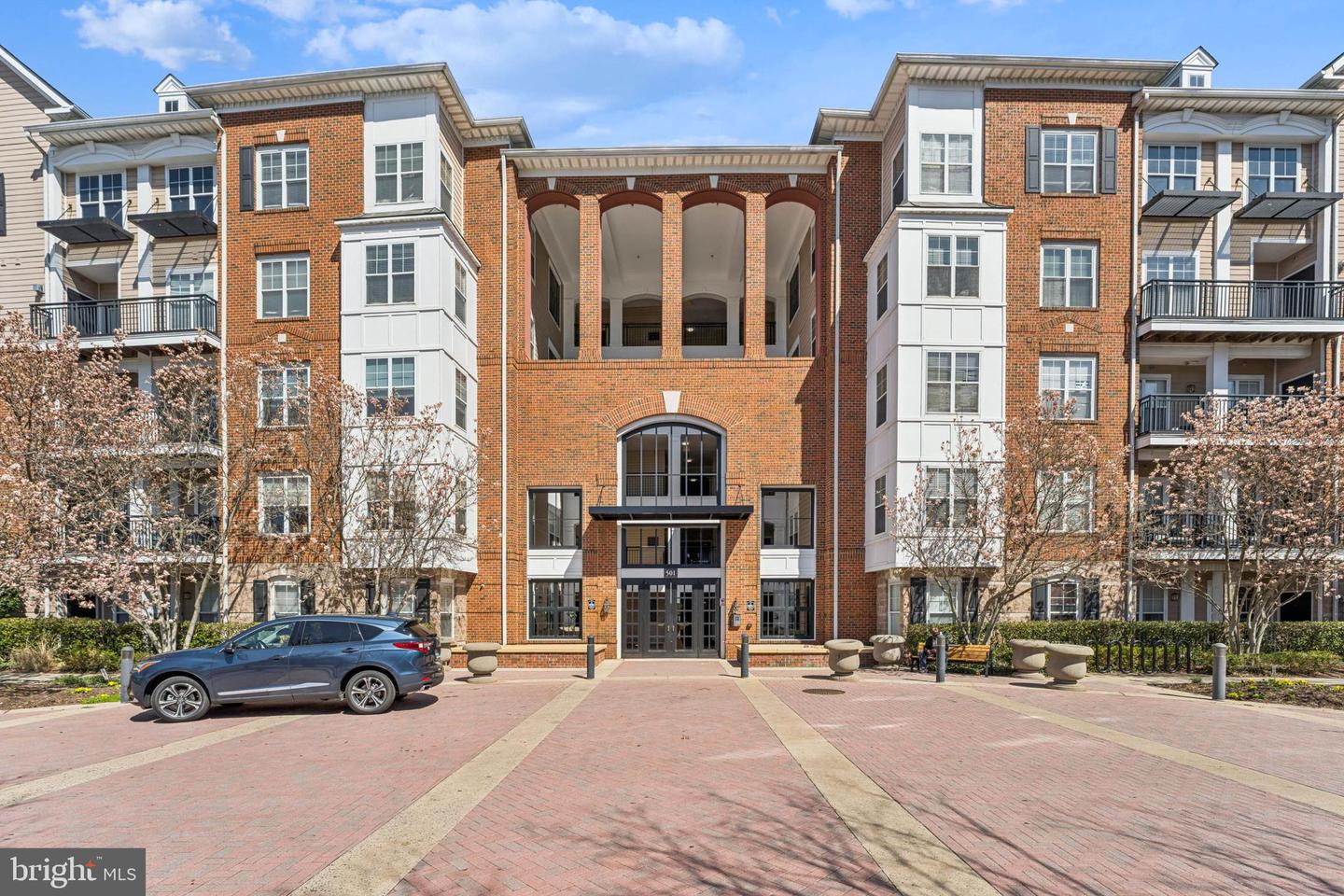 501 Hungerford Drive #459, Rockville