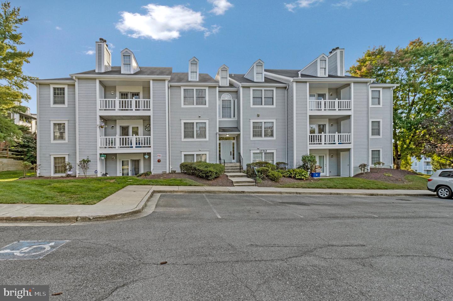 12212 Eagles Nest Court #b, Germantown