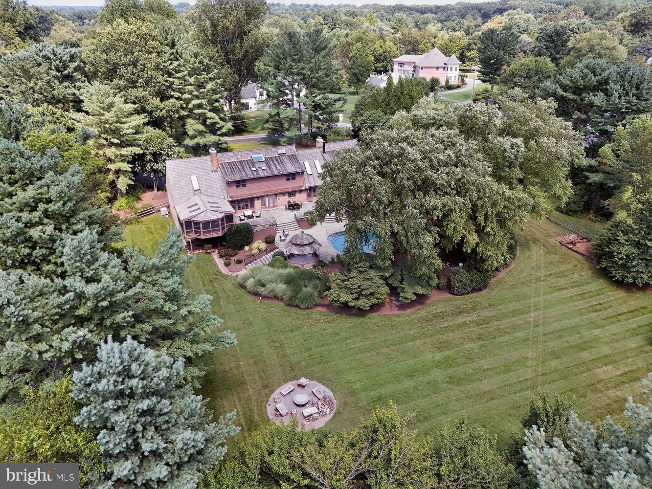 10812 S. Glen Rd.