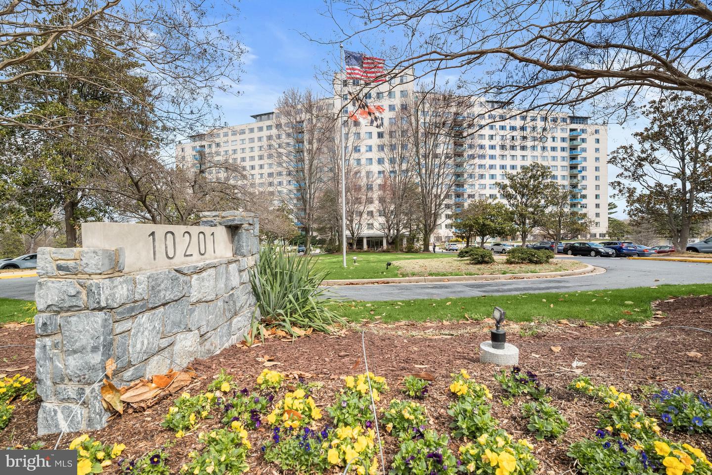 10201 Grosvenor Place #1215, Rockville