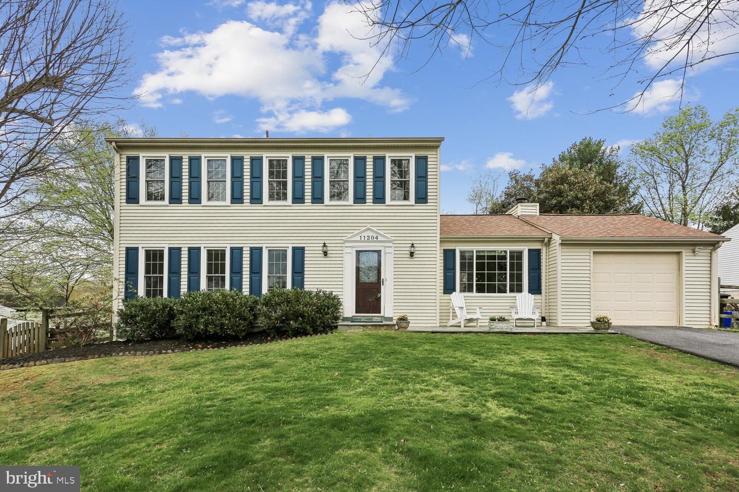 11204 Trippon Court, North Potomac