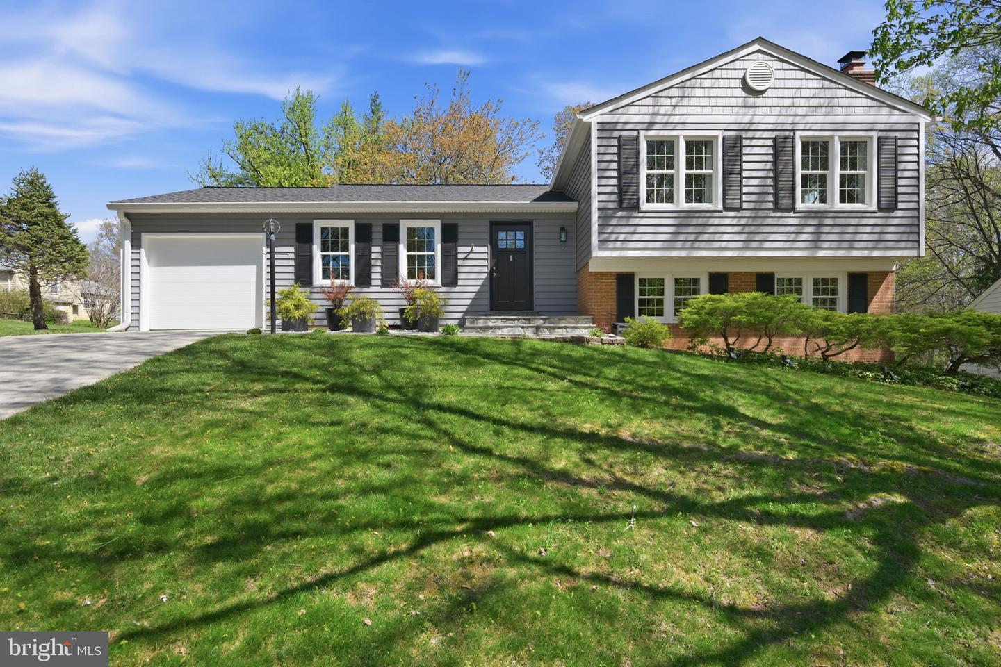 7 Bentley Court, Rockville