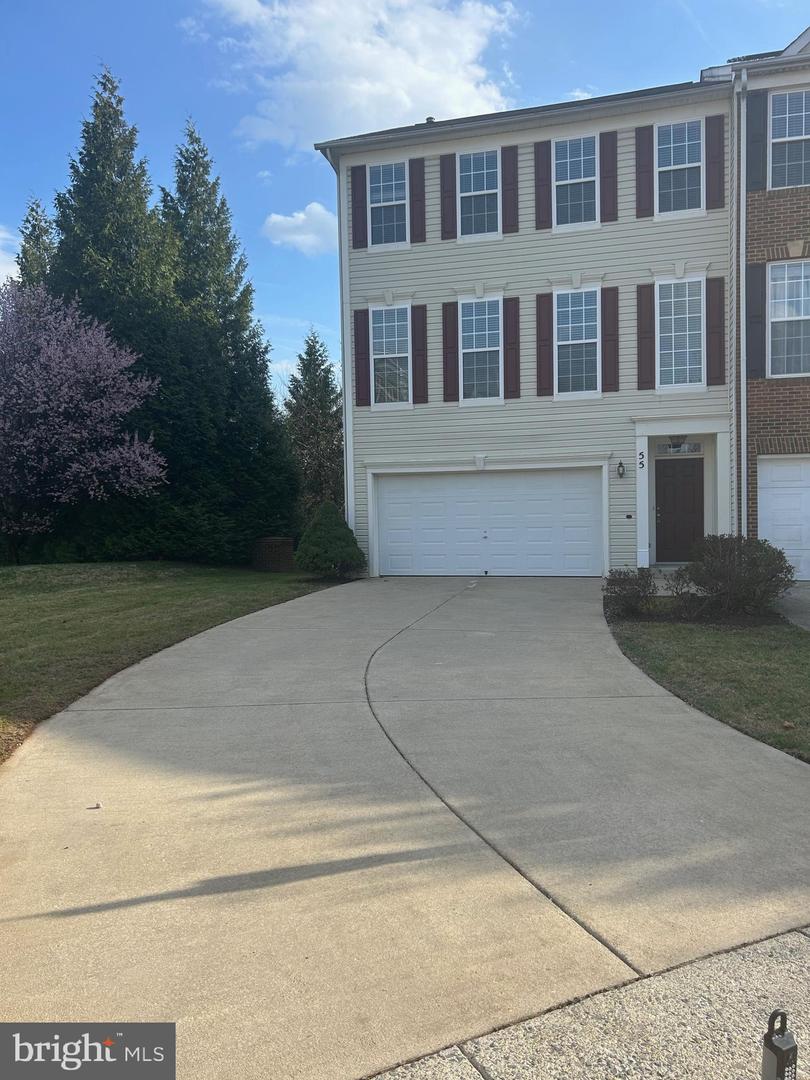 55 Inkberry Circle