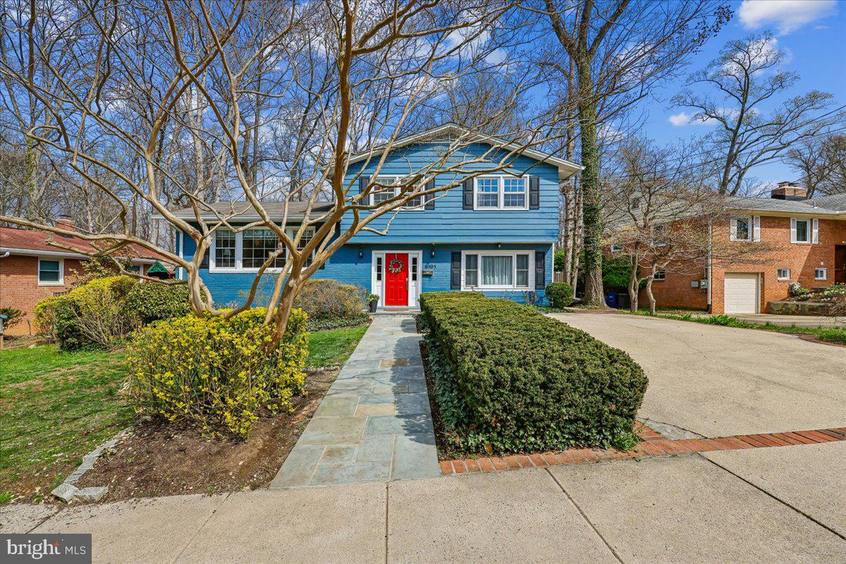 8101 Whittier Boulevard, Bethesda