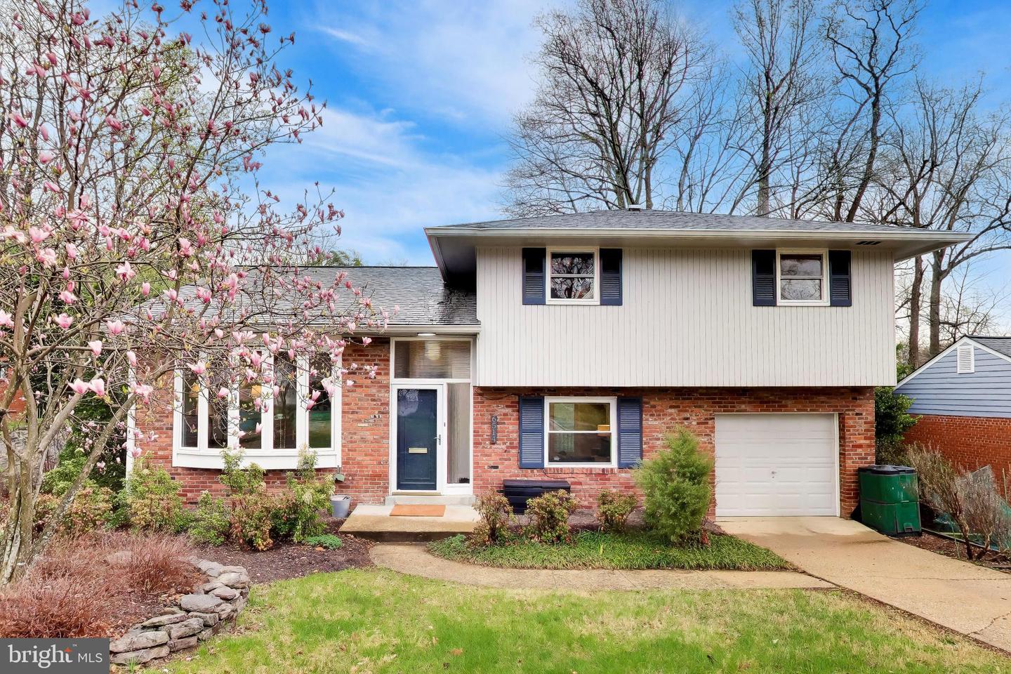 6514 Wilmett Road, Bethesda