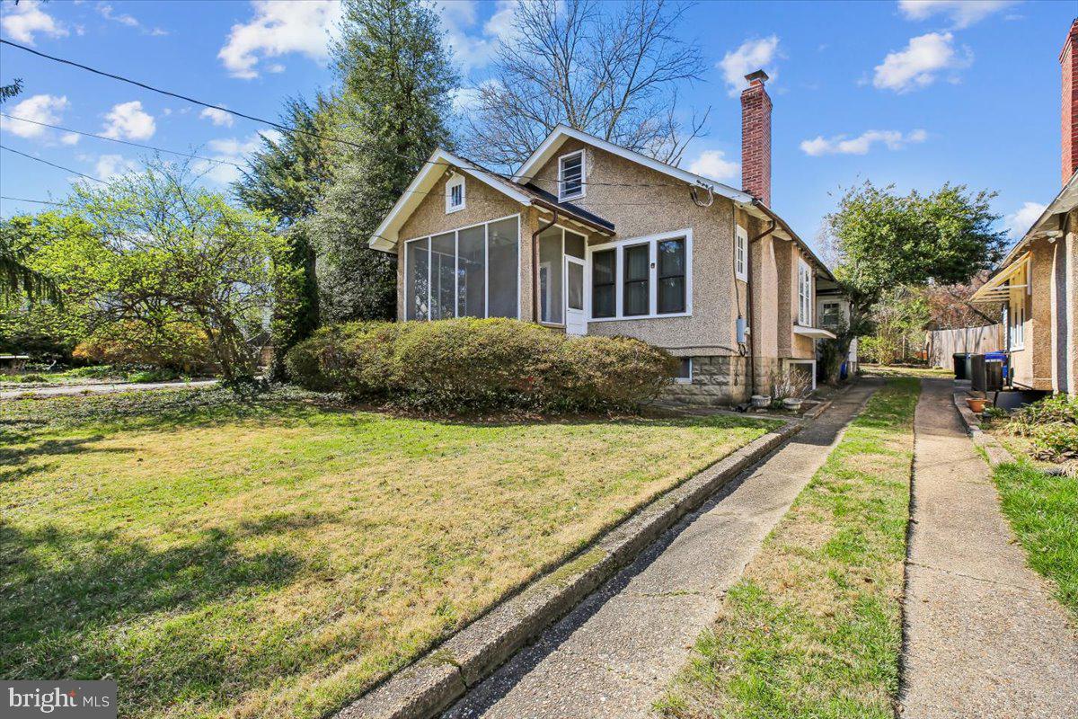 5511 Alta Vista Road, Bethesda