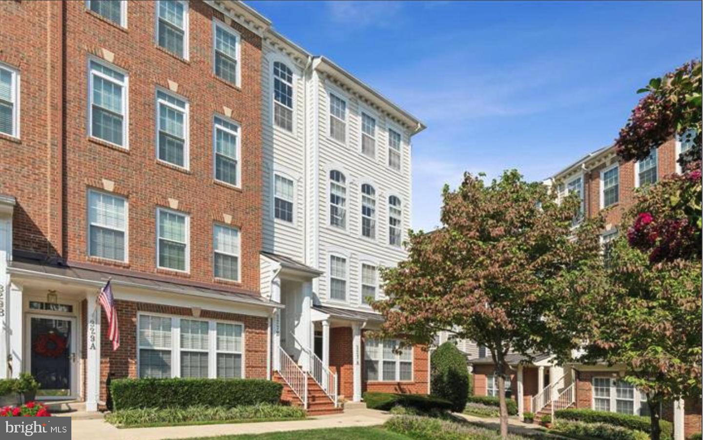 327 Cross Green Street #327b, Gaithersburg