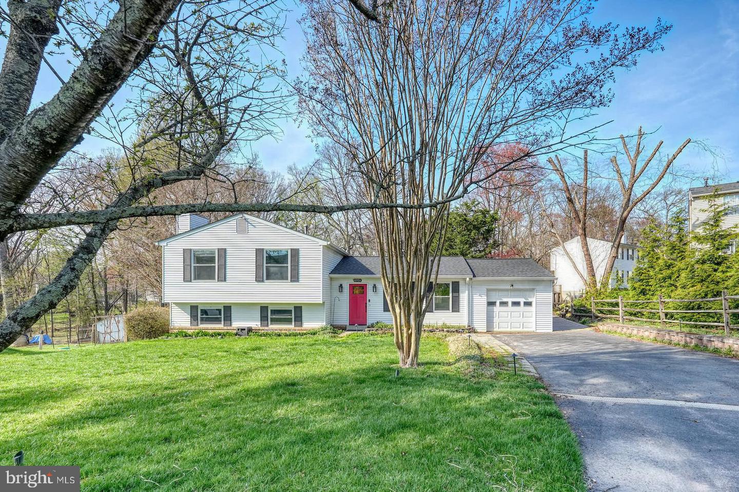 8926 Blue Smoke Drive, Gaithersburg