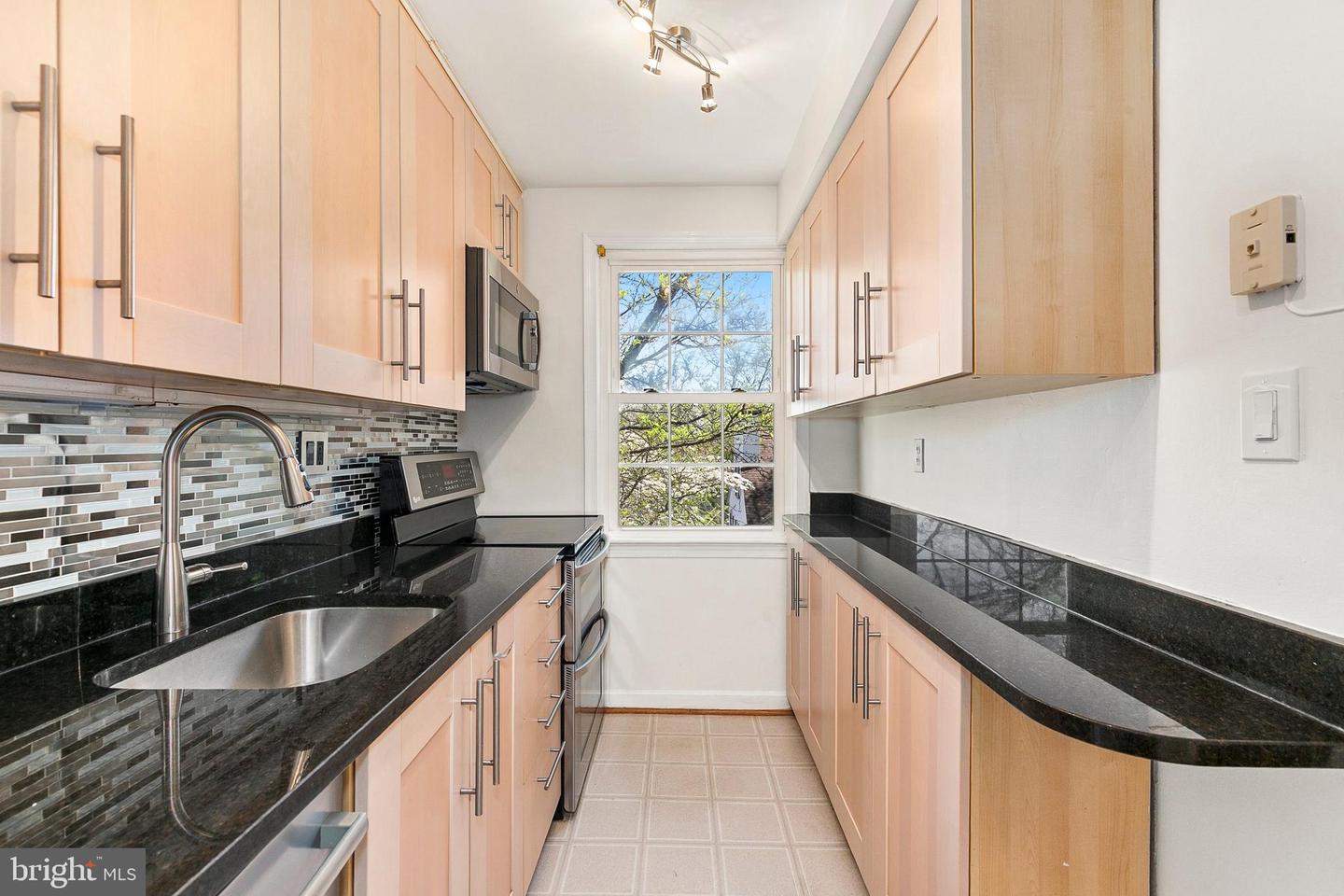 2211 Washington Avenue #303