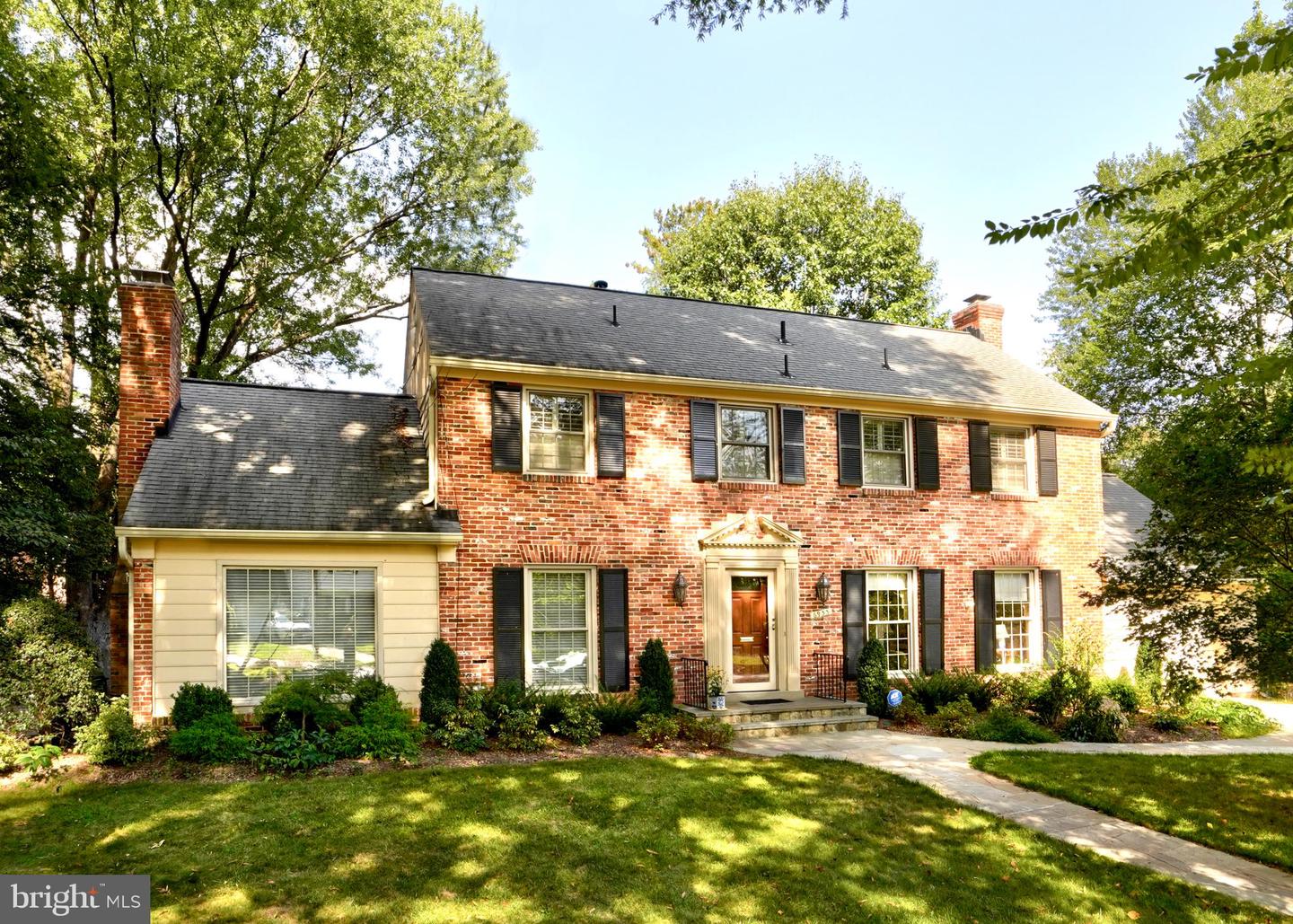 6933 Race Horse Lane, North Bethesda