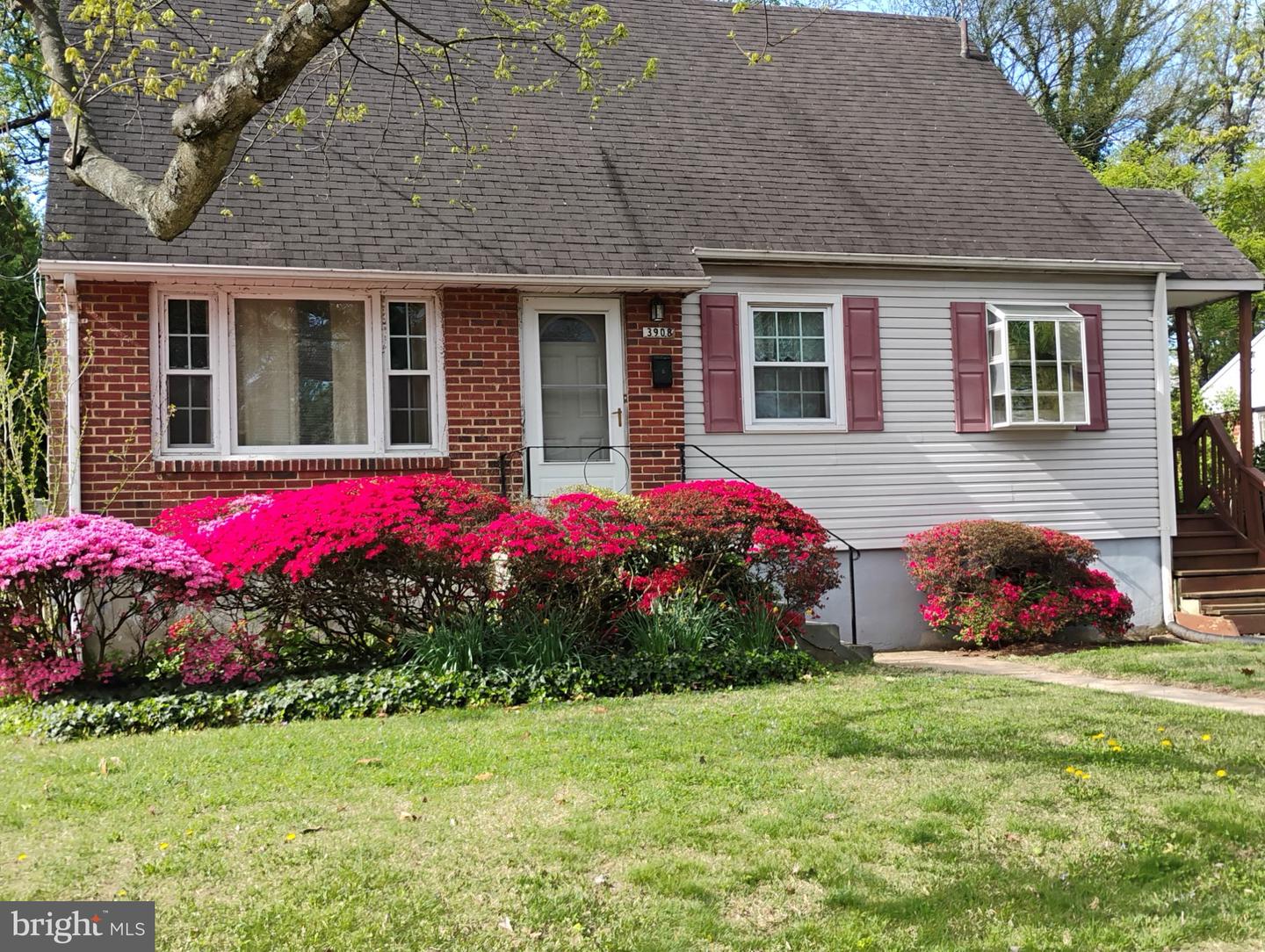 3908 Lantern Drive