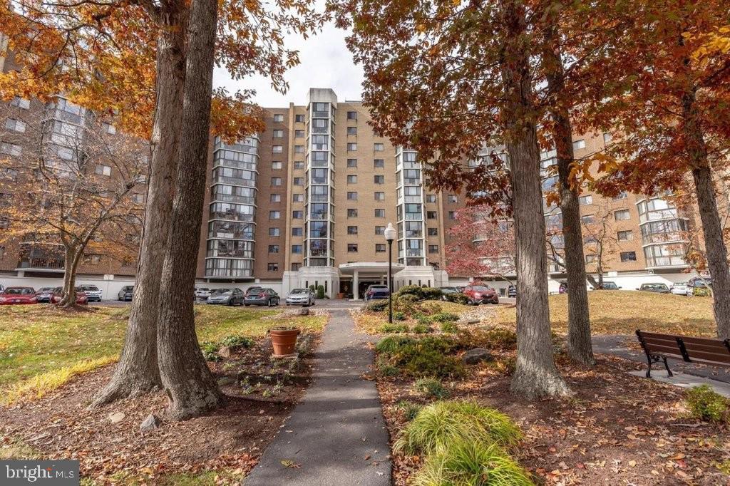 15101 Interlachen Drive #1-124