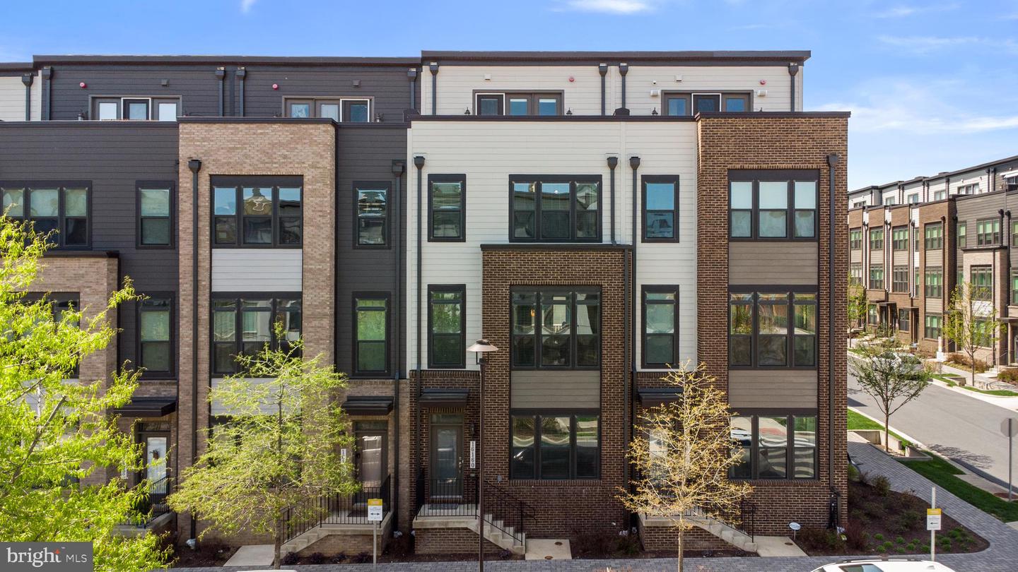 16160 Columbus Avenue, Rockville