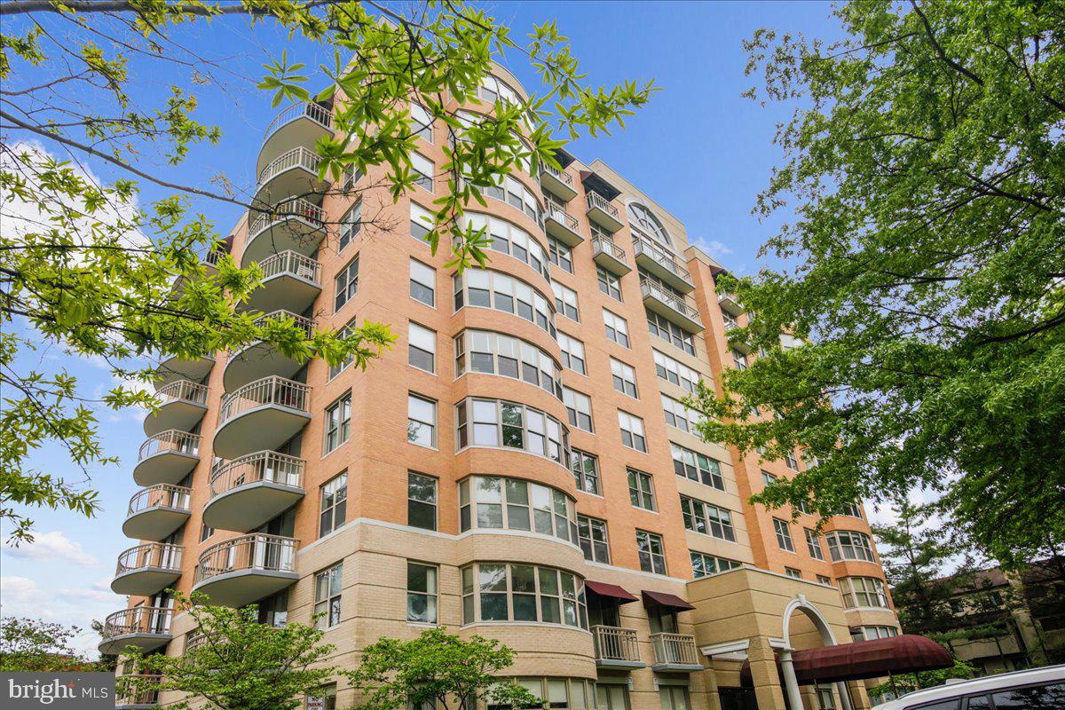 5000 Battery Lane #1003, Bethesda