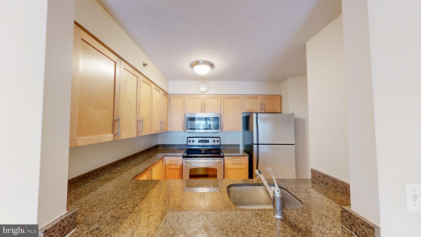7500 Woodmont Avenue #s611