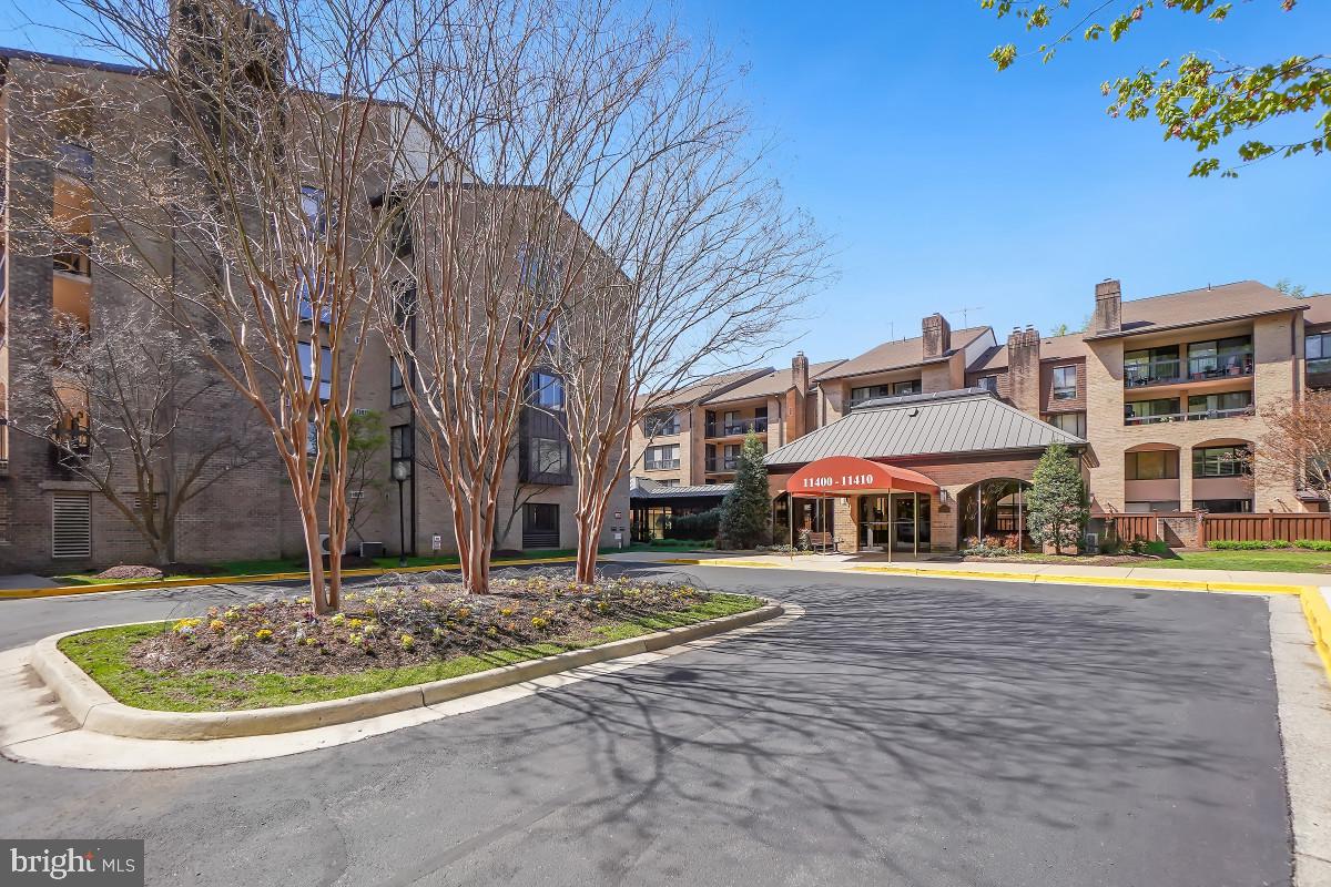 11400 Strand Drive #r-414, Rockville