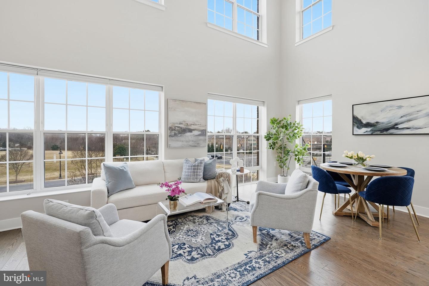 502 Diamondback Drive #204