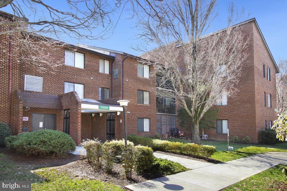 15320 Pine Orchard Drive #83-2j
