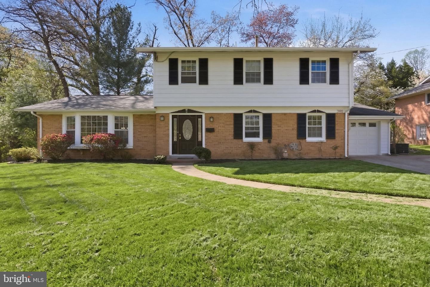 11910 Tildenwood Drive, Rockville
