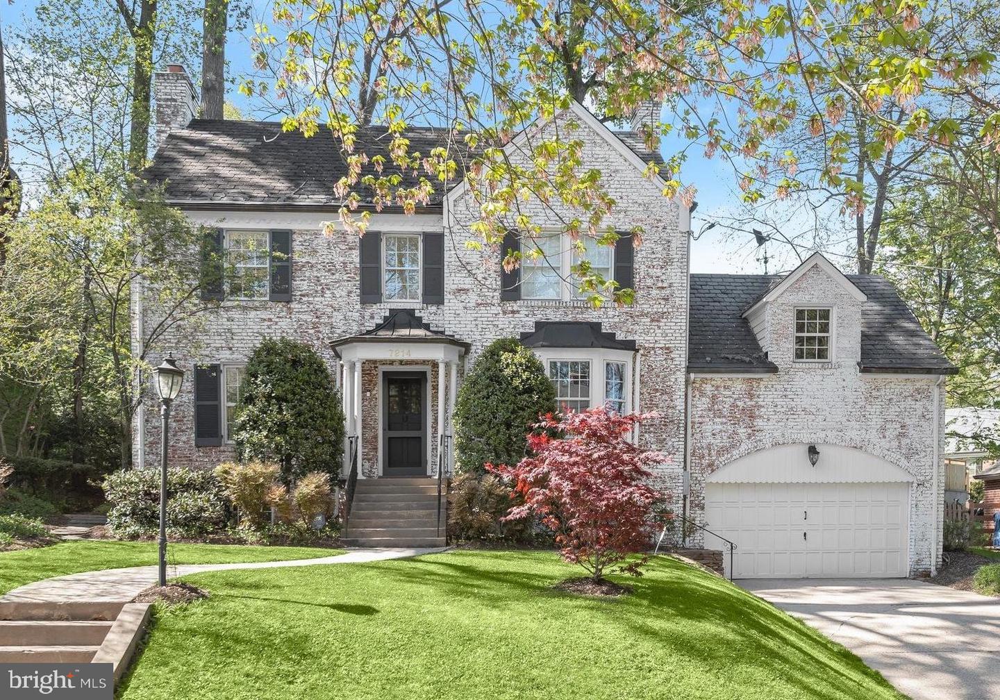 7214 Rollingwood Drive, Chevy Chase