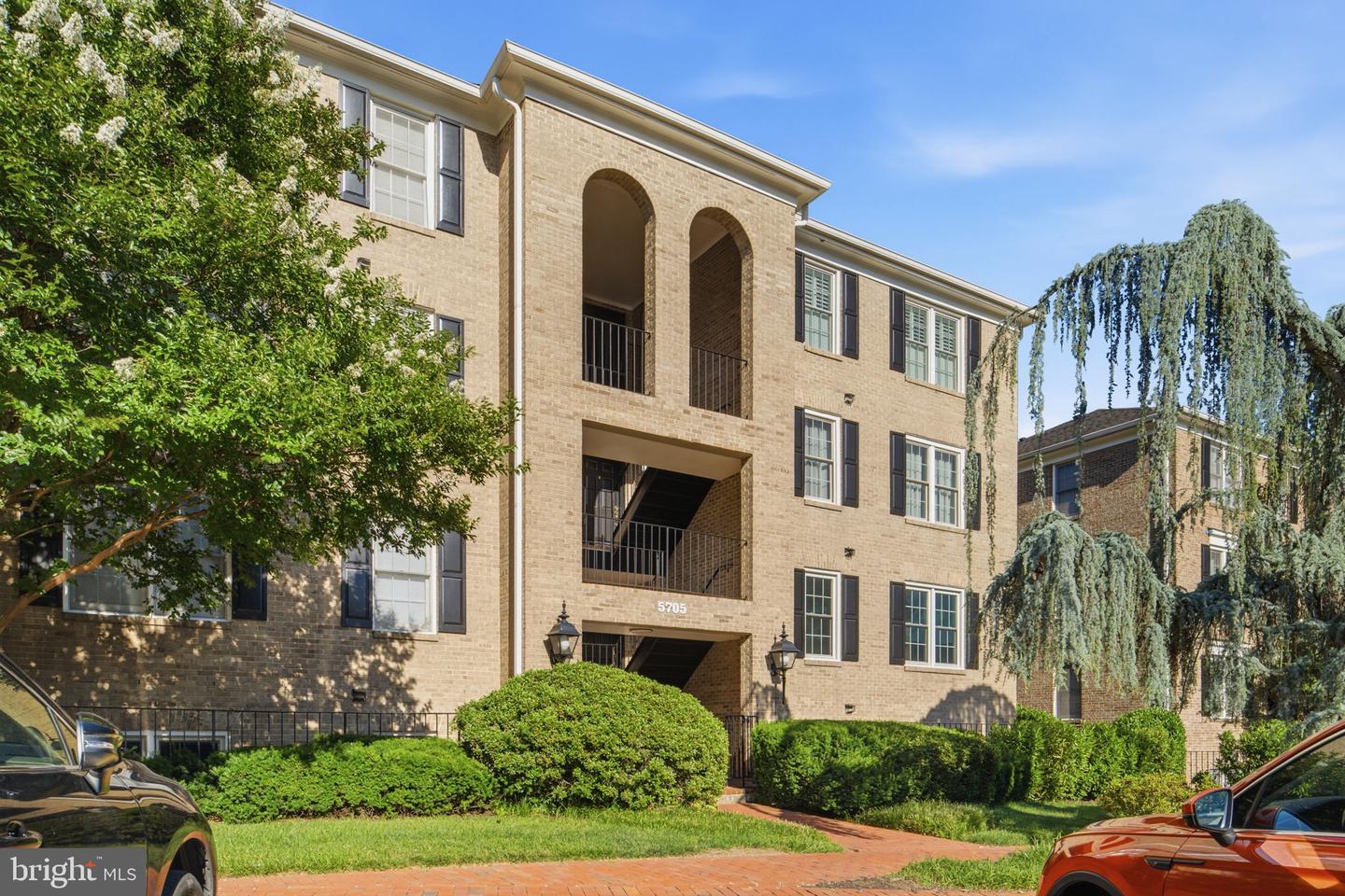 5705 Brewer House Circle #t-2