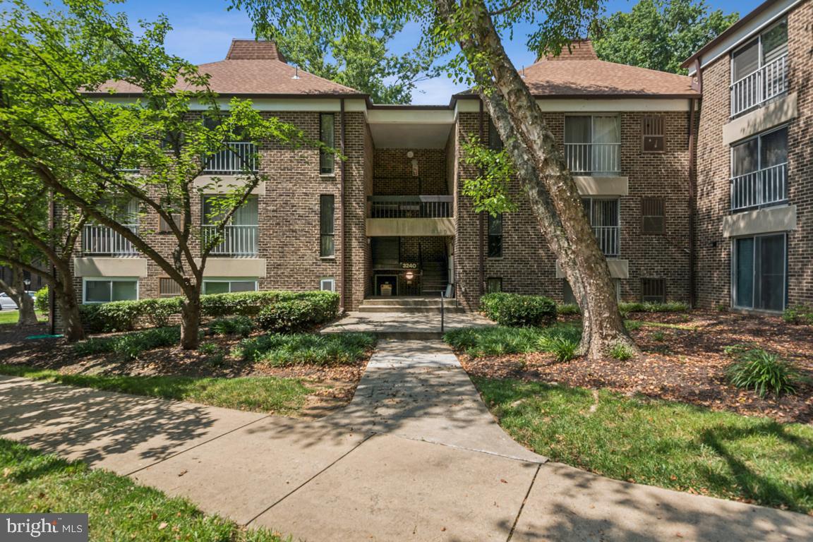 3240 Hewitt Avenue #6-3-A