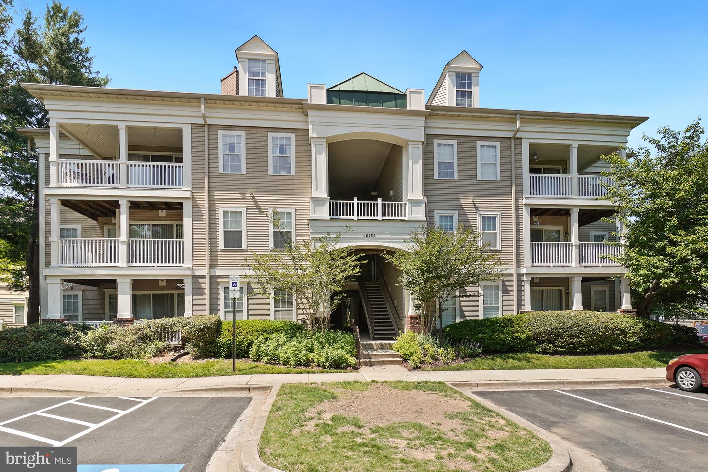 18101 Cloppers Mill Ter # 12B
