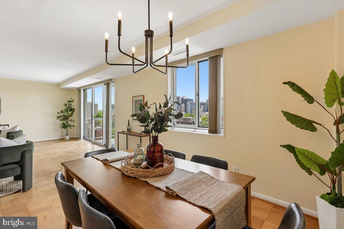 4977 Battery Lane #1-902, Bethesda