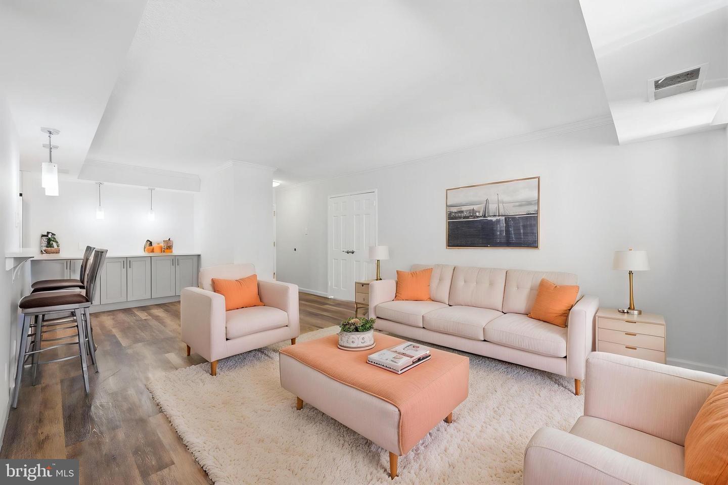 4601 N Park Avenue #1120-V, Chevy Chase