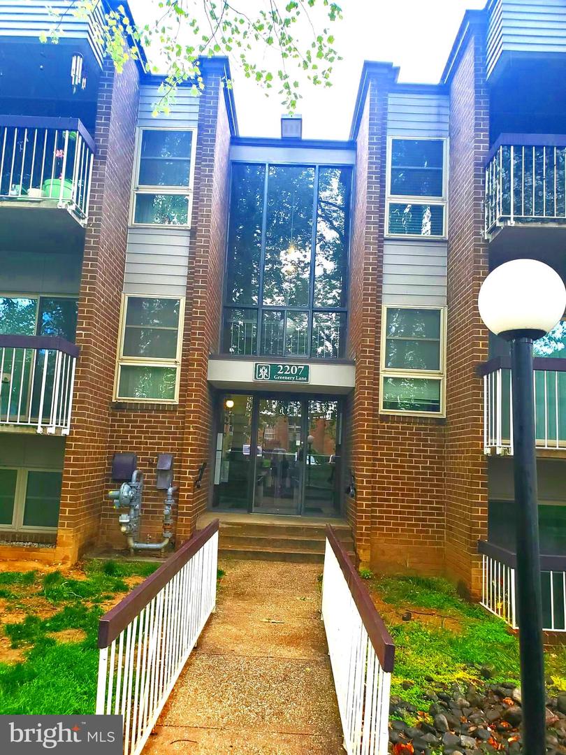 2207 Greenery Lane #103-8, Silver Spring