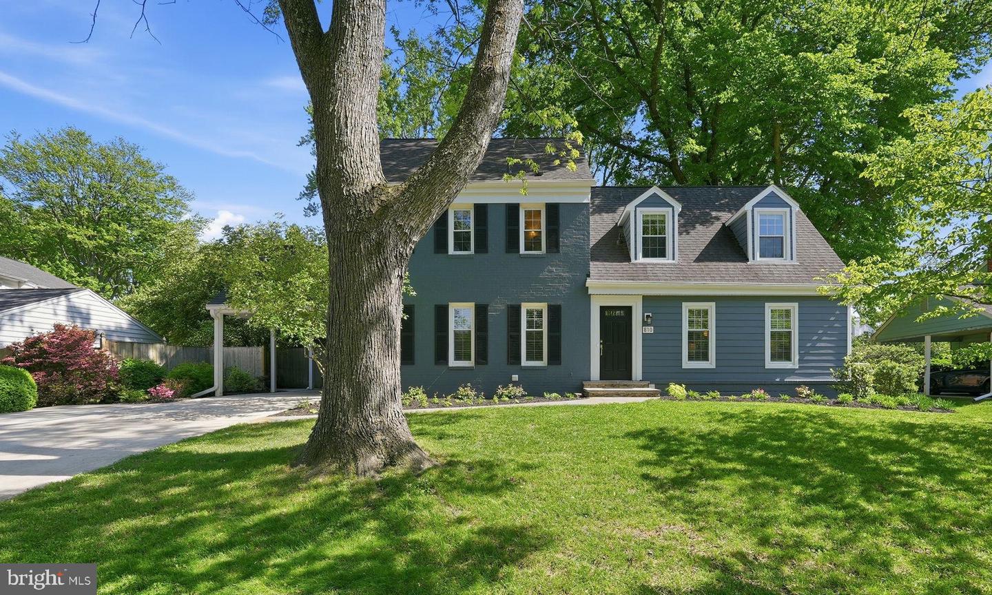 810 Duke Street, Rockville
