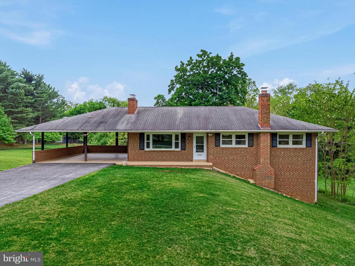 10316 Sunset Drive, Damascus