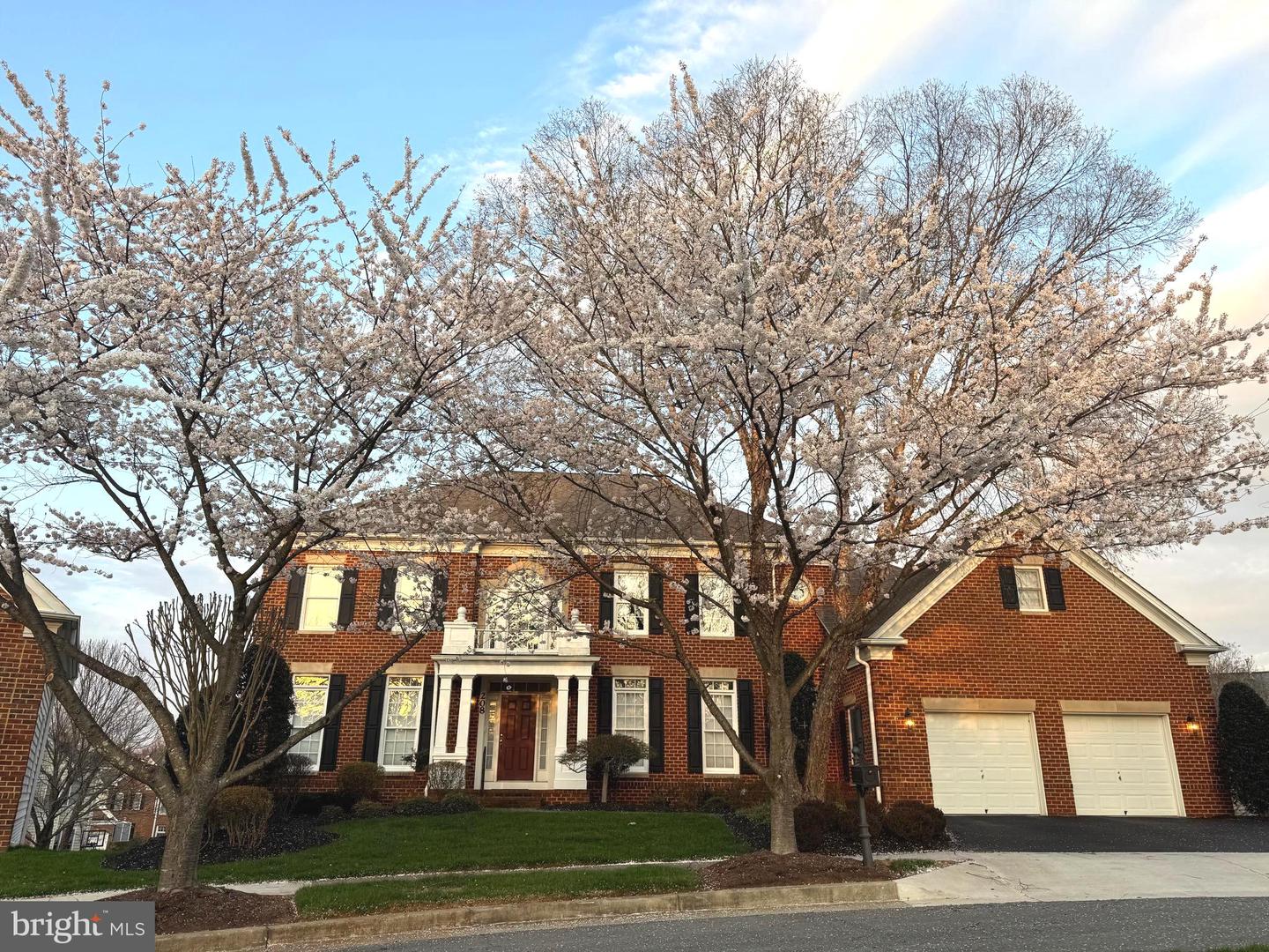 208 Deep Trail Lane, Rockville