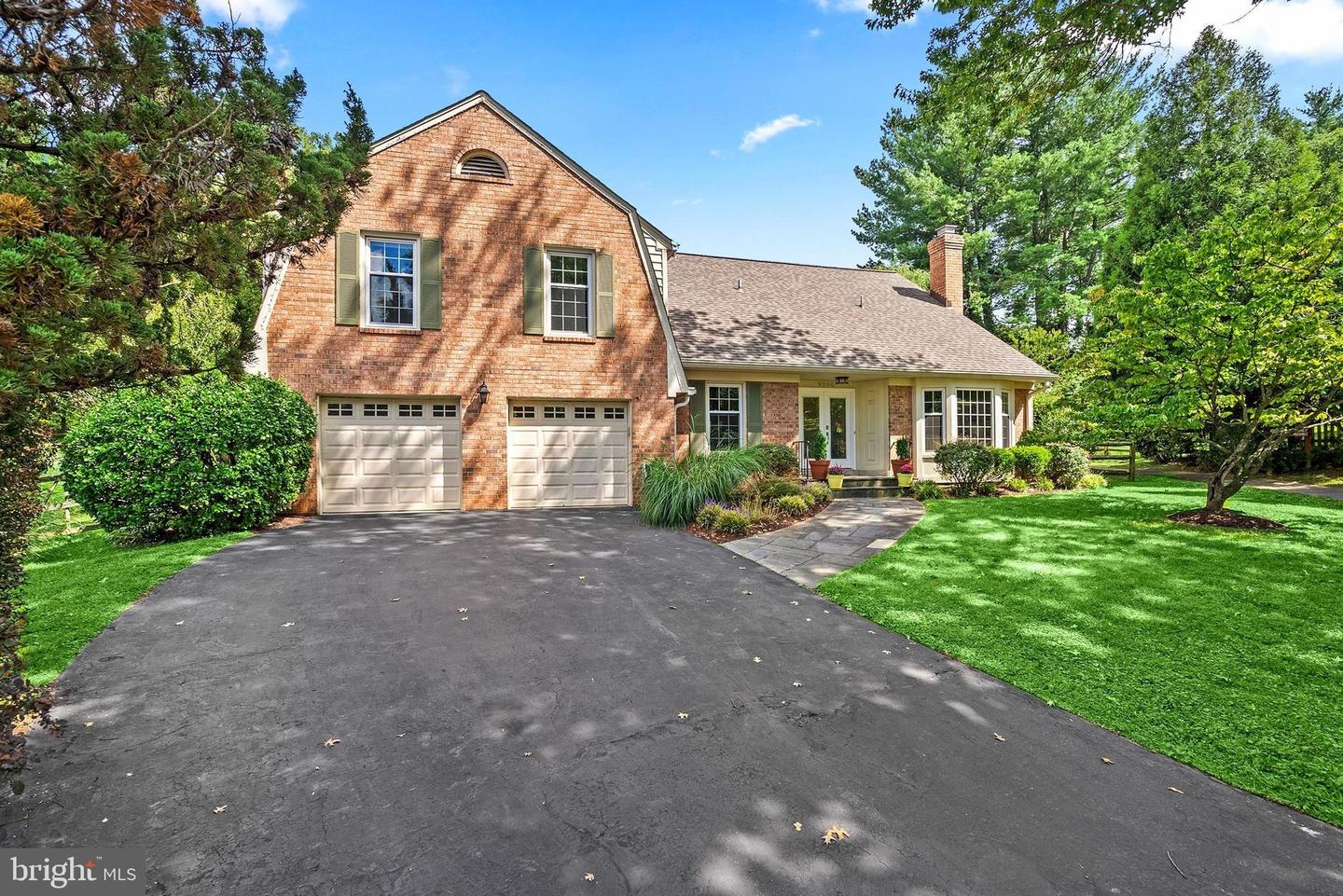 9000 Willow Valley Drive, Potomac