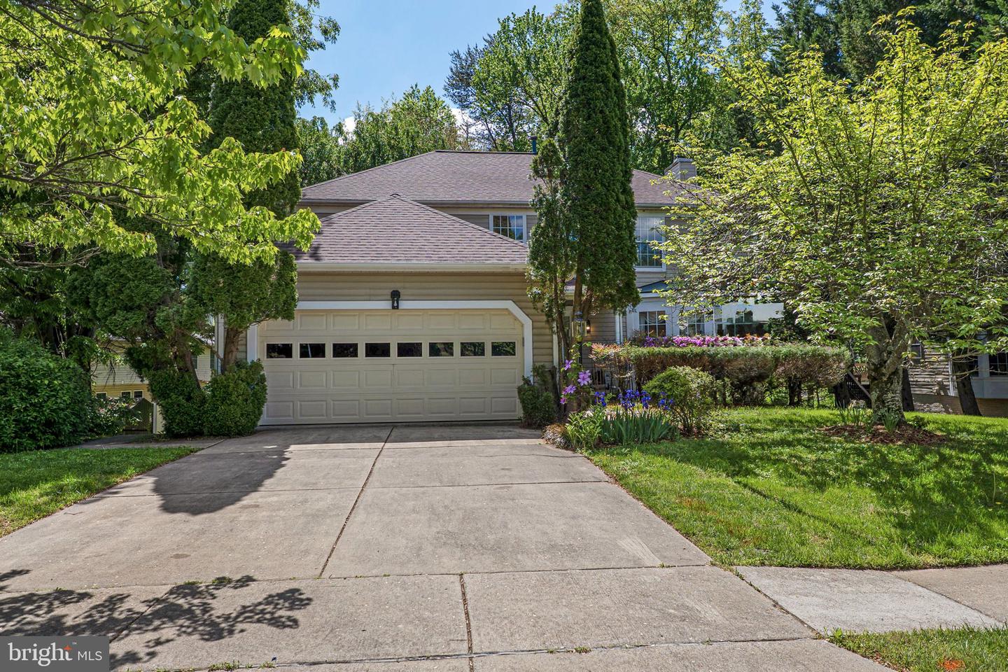 19317 Plummer Drive, Germantown