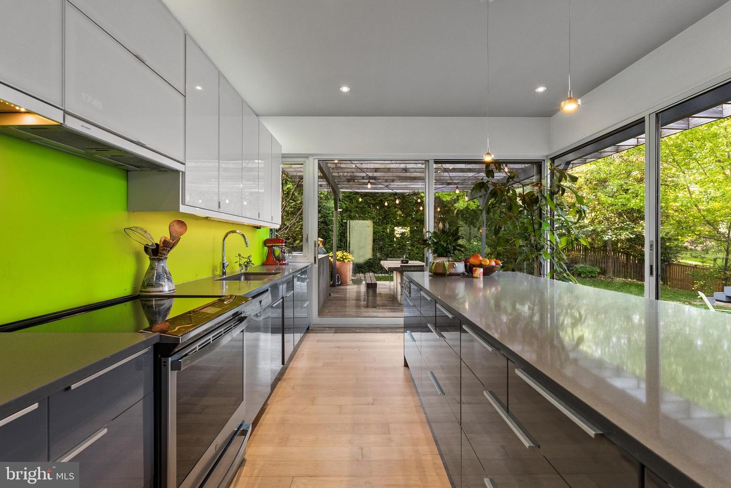 7005 W Greenvale Parkway W, Chevy Chase