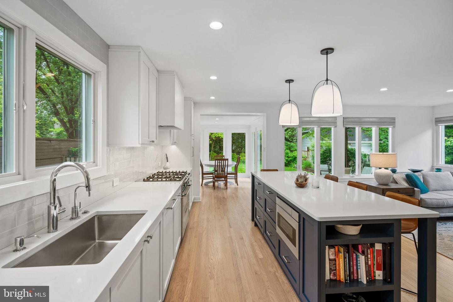 7301 Summit Avenue, Chevy Chase