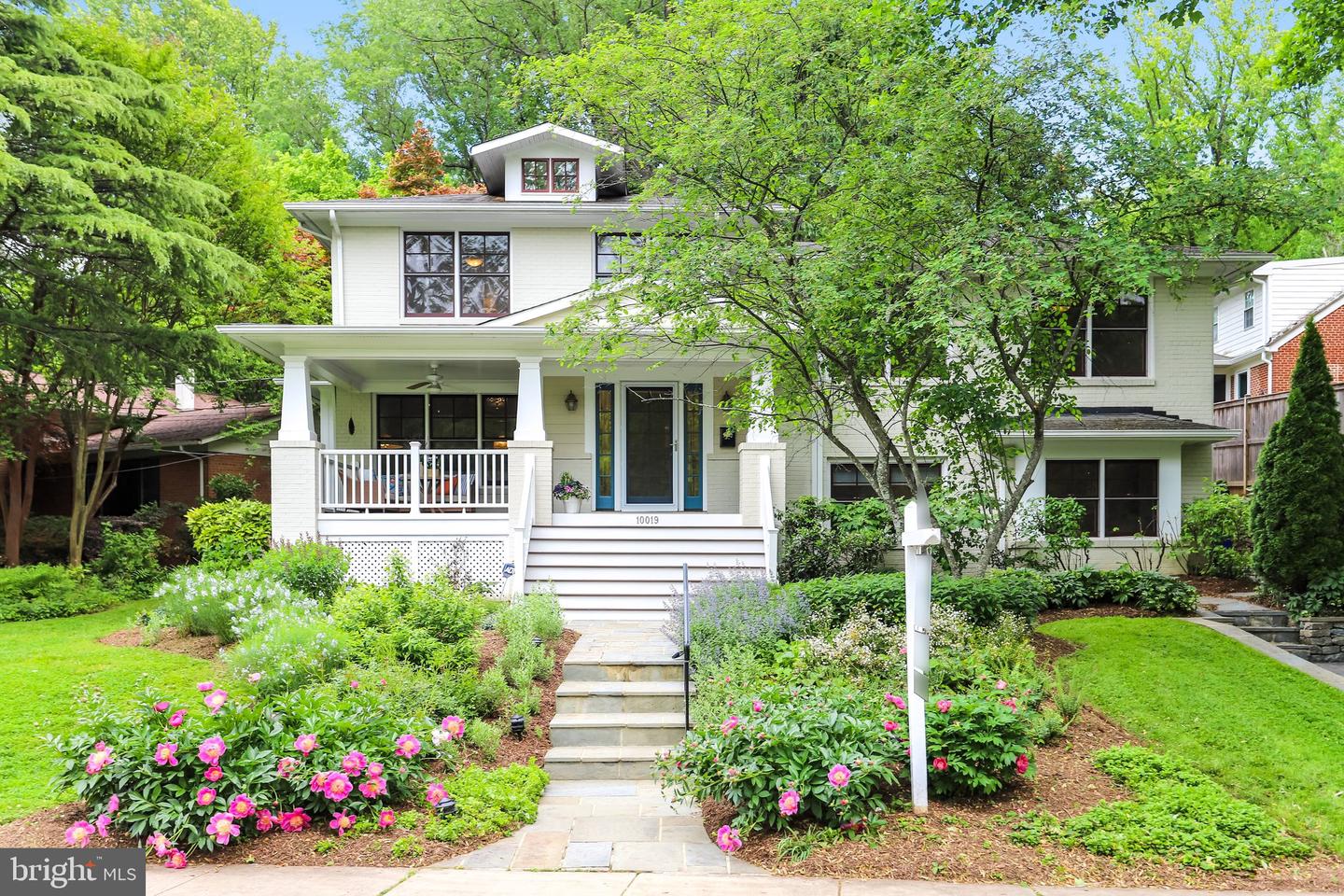 10019 Kensington Parkway, Kensington