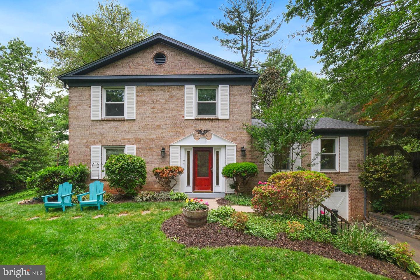 2295 Dunster Lane, Potomac